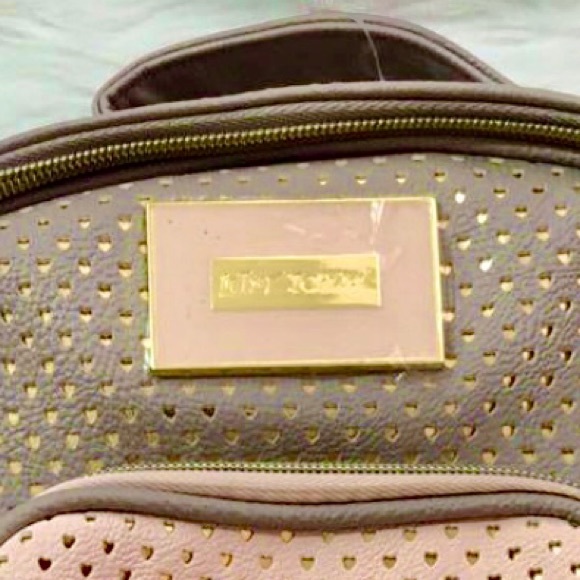 [SOLD] Betsey J. Two-Tone Hearts Mini Backpack - Picture 4 of 12